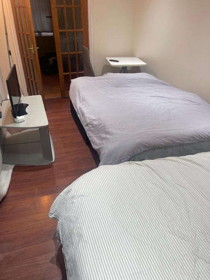 ベクスリー Relevant Bed & Breakfast エクステリア 写真